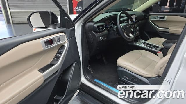 Ford Explorer 6세대 2.3 Limited 4WD, 2022 11