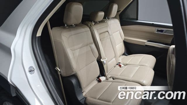Ford Explorer 6세대 2.3 Limited 4WD, 2022 12