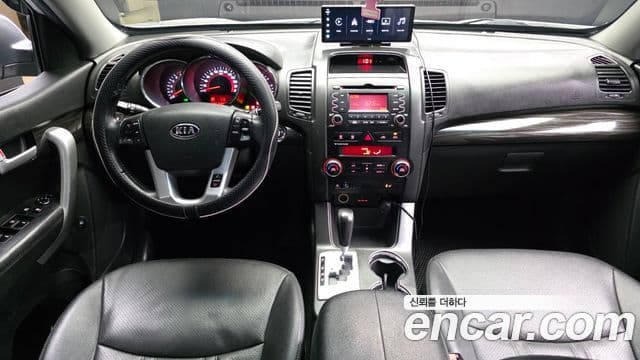 Kia Sorento R топовая версия, 2011 7