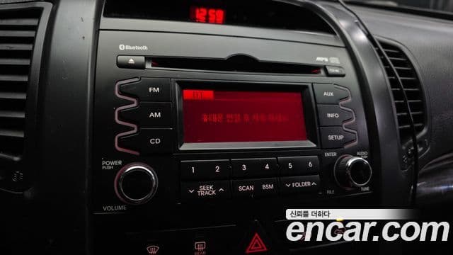 Kia Sorento R топовая версия, 2011 15