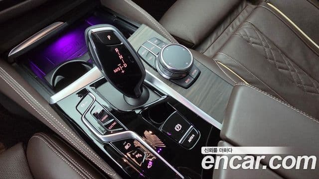 BMW 5시리즈 (G30) Luxury, 2023 9