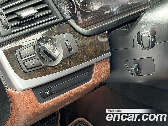 BMW 5시리즈 (F10), 2013 18