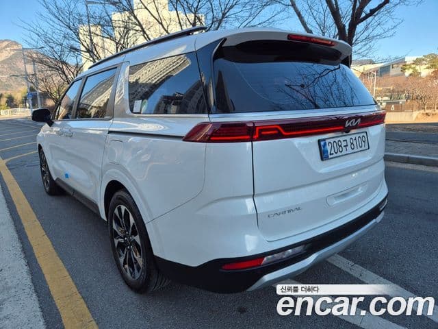 Kia Carnival 4세대 Prestige, 2023 все фото