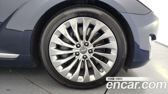 Genesis EQ900 Premium Luxury, 2018 все фото