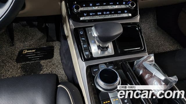 Genesis EQ900 Premium Luxury, 2018 9