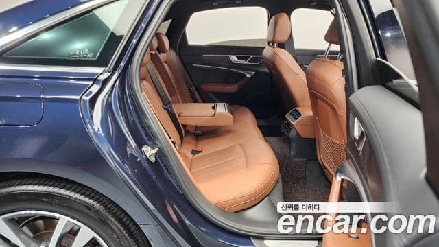 Audi A6 (C8) Premium, 2022 12