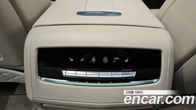 Cadillac Escalade 5세대 ESV Sport Platinum, 2023 19