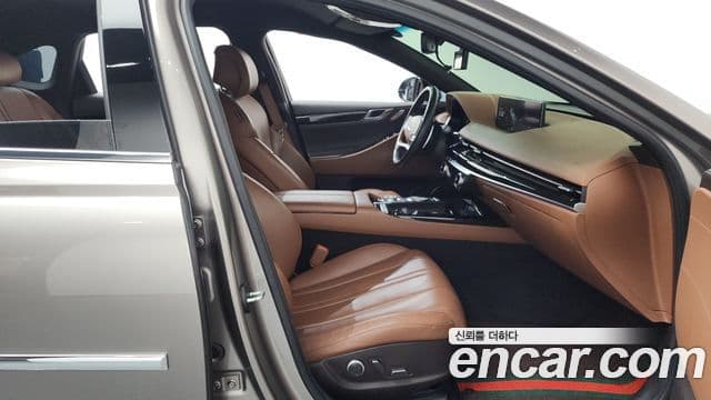 Genesis G80 (RG3), 2021 11