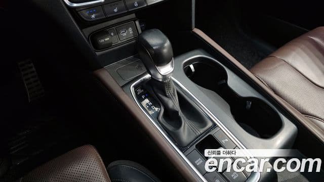 Hyundai Santa Fe TM Inspiration, 2019 9