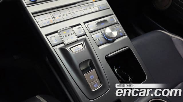 Hyundai NEXO Premium, 2021 9