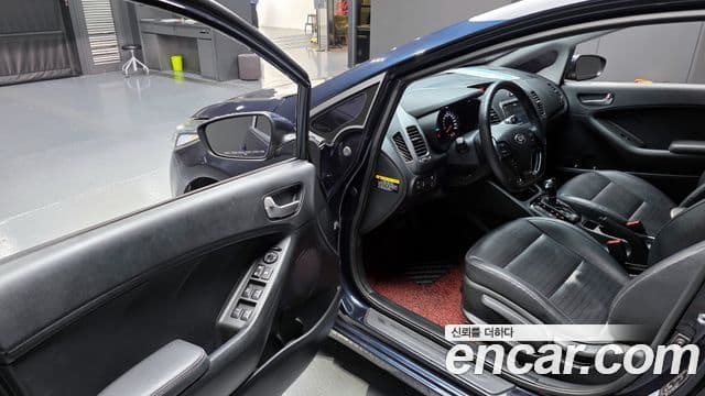 Kia The / новый New K3 Style, 2018 11