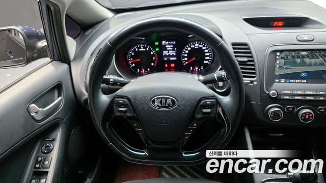 Kia The / новый New K3 Style, 2018 13