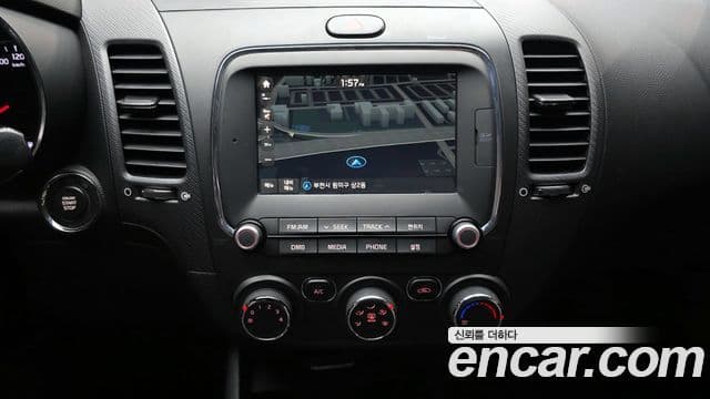 Kia The / новый New K3 Style, 2018 16