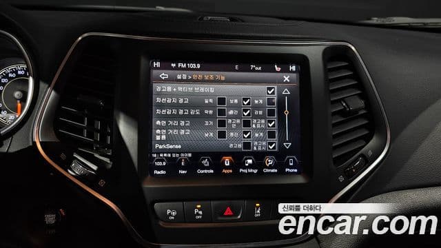 Jeep Cherokee(KL) 2.4 Longitude high AWD, 2019 16