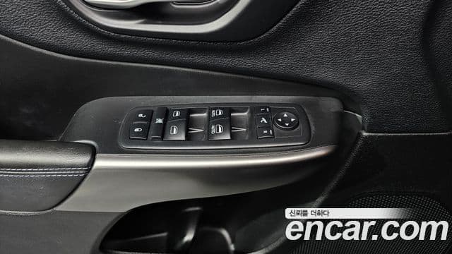 Jeep Cherokee(KL) 2.4 Longitude high AWD, 2019 19