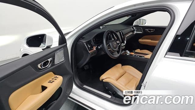 Volvo S60 3세대 B5 Ultimate Bright, 2023 11