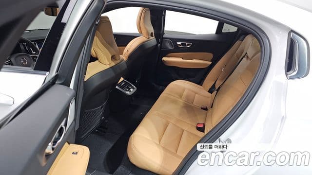 Volvo S60 3세대 B5 Ultimate Bright, 2023 17