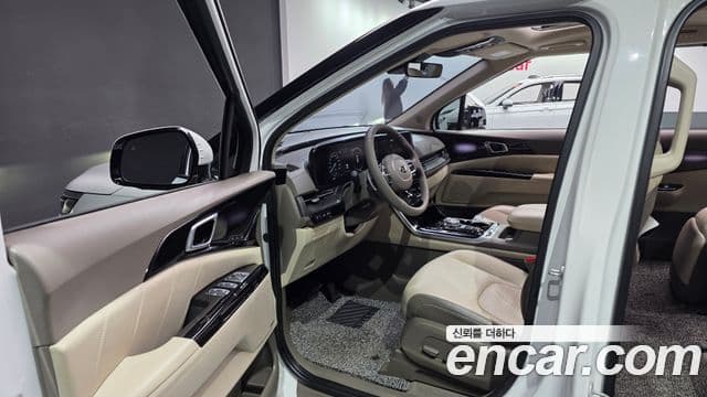 Kia Carnival 4세대 Signature, 2021 11