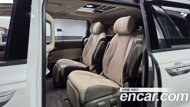 Kia Carnival 4세대 Signature, 2021 12