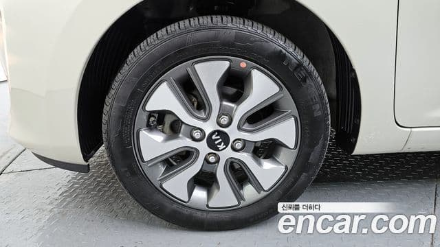 Kia The / новый New Morning Luxury, 2016 все фото