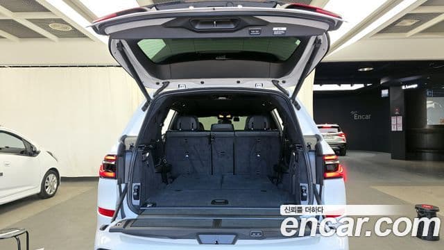 BMW X7 (G07) xDrive 40i M Sport 7인승, 2025 20