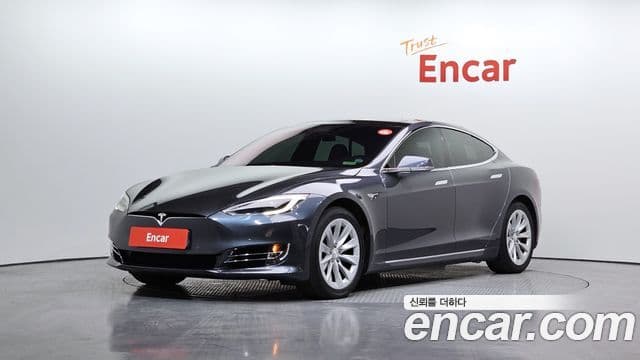 Tesla модель S, 2017 1