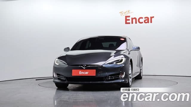 Tesla модель S, 2017 3