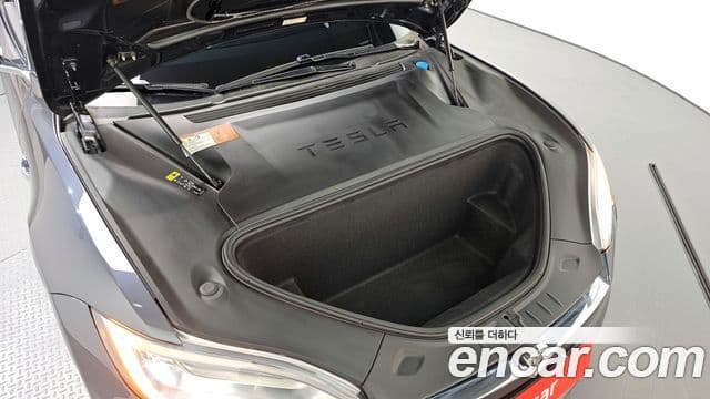 Tesla модель S, 2017 6