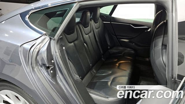 Tesla модель S, 2017 10