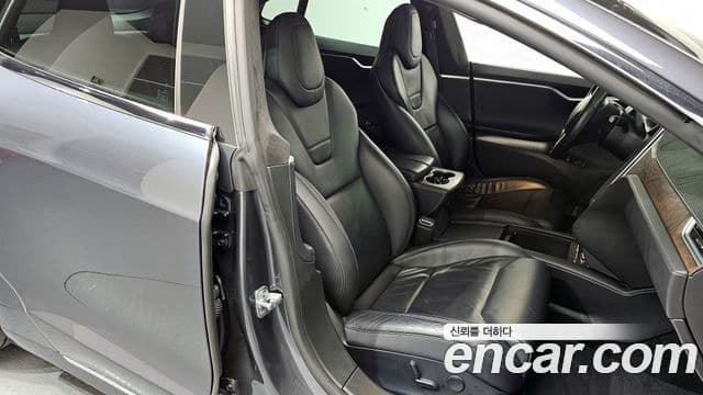 Tesla модель S, 2017 11