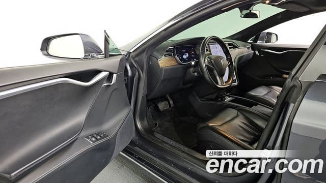 Tesla модель S, 2017 12