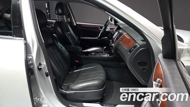 Hyundai Equus(новый кузов / новое поколение) Luxury, 2010 10