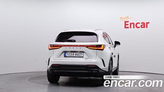 Lexus NX350h 2세대 Premium, 2025 4