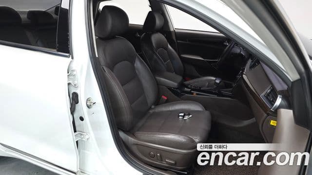 Kia All New K7 Prestige, 2019 11