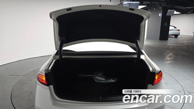 Kia All New K7 Prestige, 2019 20