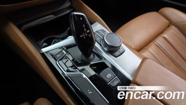 BMW 5시리즈 (G30) 520d M Sport, 2017 9