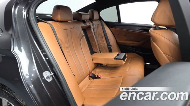 BMW 5시리즈 (G30) 520d M Sport, 2017 12
