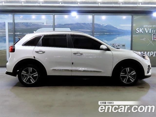 Kia The / новый New Niro Prestige, 2020 3