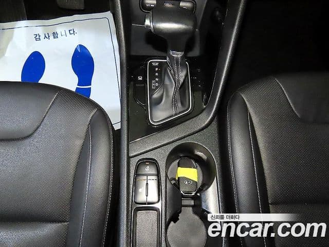 Kia The / новый New Niro Prestige, 2020 12