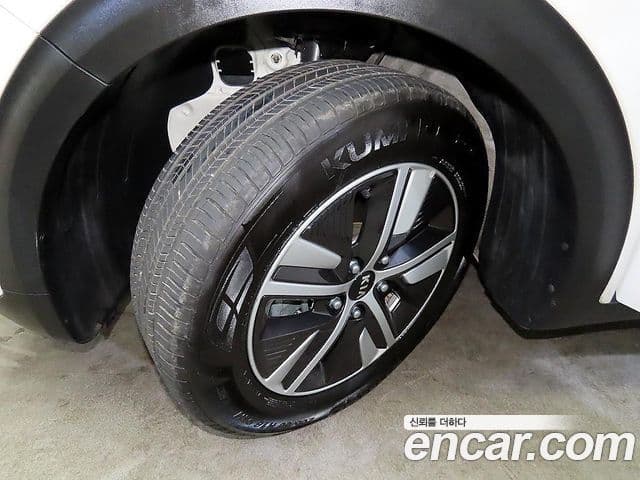 Kia The / новый New Niro Prestige, 2020 19