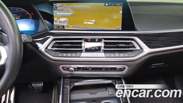 BMW X7 (G07) xDrive 40i M Sport 6인승, 2021 15