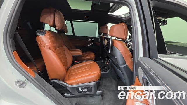 BMW X7 (G07) xDrive 40i M Sport 6인승, 2021 19