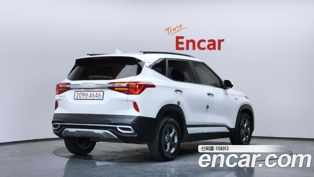 Kia Seltos Trendy, 2023 2