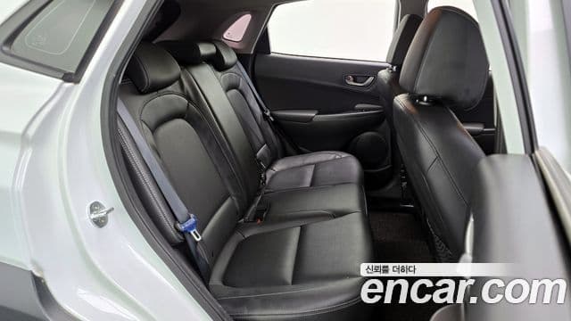 Hyundai Kona Modern Art, 2018 12