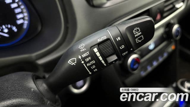 Hyundai Kona Modern Art, 2018 18