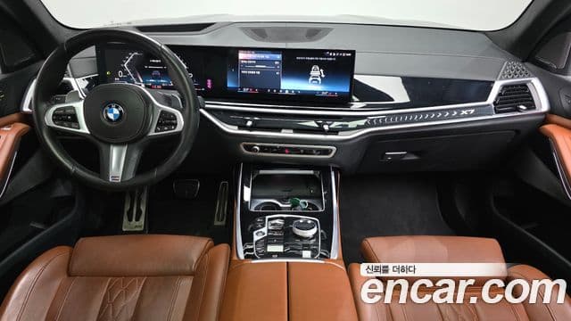 BMW X7 (G07) xDrive 40i M Sport 6인승, 2024 7