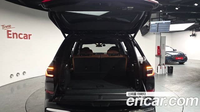 BMW X7 (G07) xDrive 40i M Sport 6인승, 2024 20