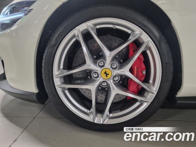 Ferrari 로마 3.9 Spyder, 2024 все фото