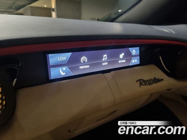 Ferrari 로마 3.9 Spyder, 2024 12