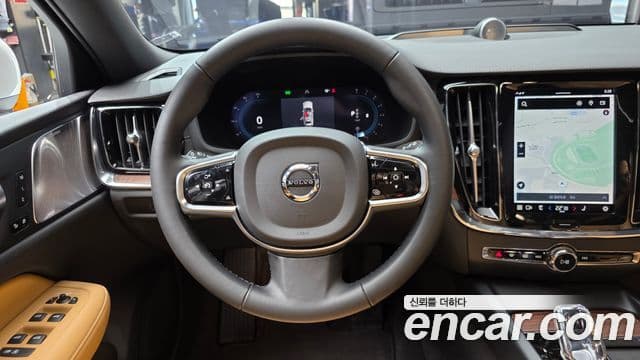Volvo V60 Cross Country 2세대 B5 Ultimate AWD, 2024 13